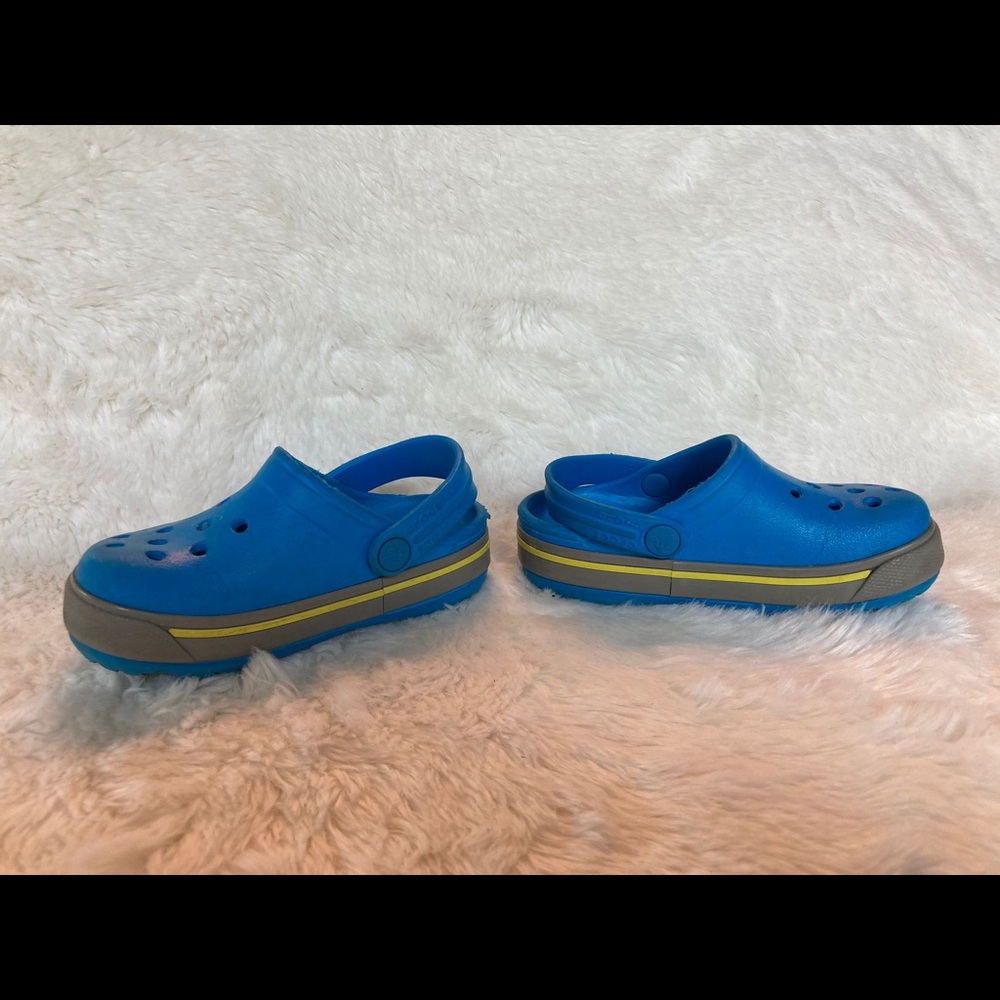 Blue Crocs - Picture 2 of 5